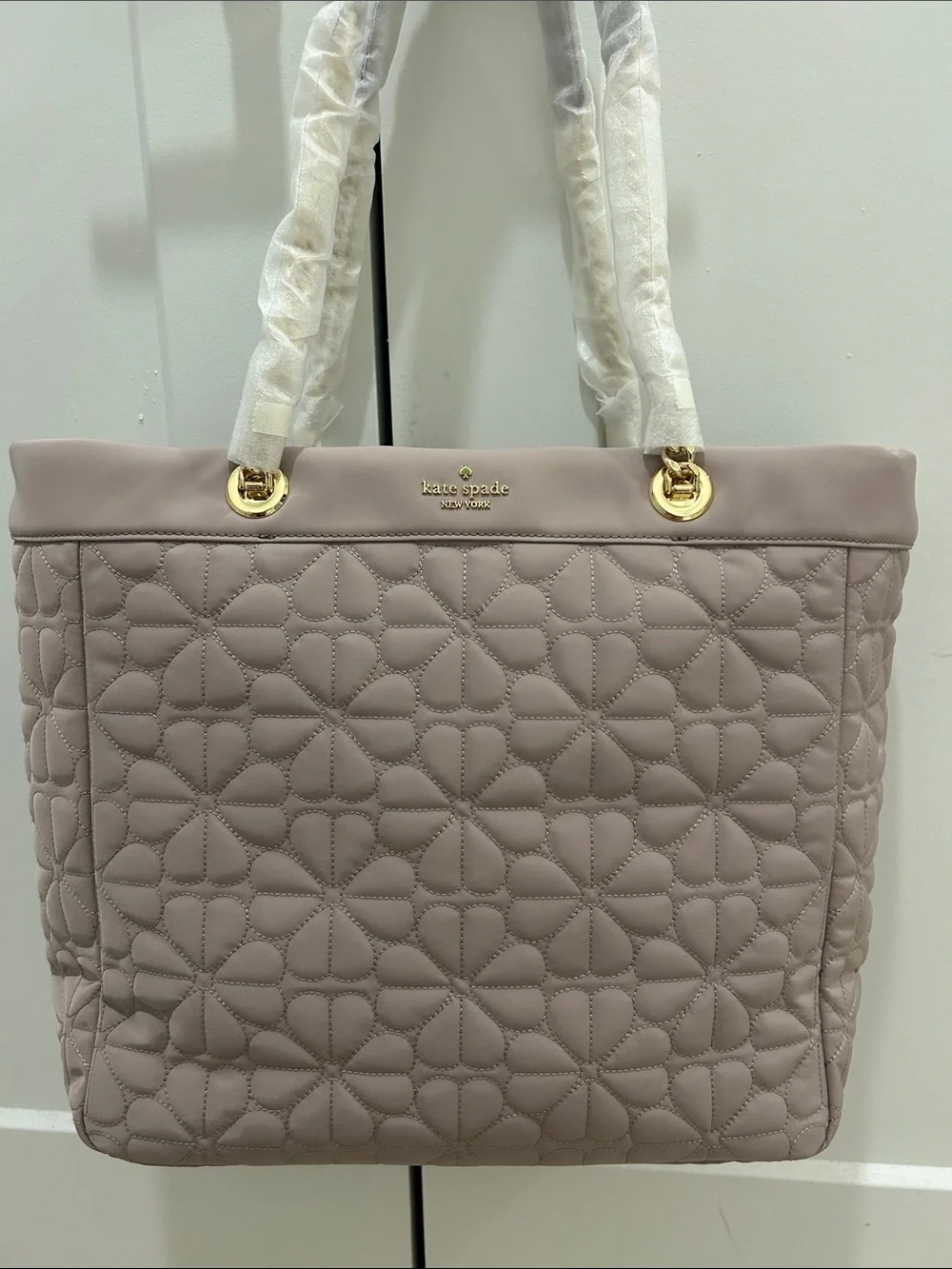 Kate Spade (NWT) Spade Flower Quilted Fabric XL Tote in Cozy Grey